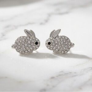 Sparkling Pave Rabbit Stud Earrings Silver Tone Easter Spring Bunny NWOT 🐰🥕